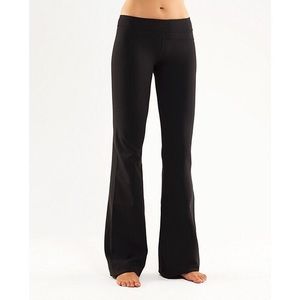 Lululemon Black Groove Yoga Pants